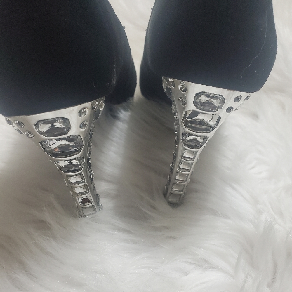 Simply Vera Wang heels